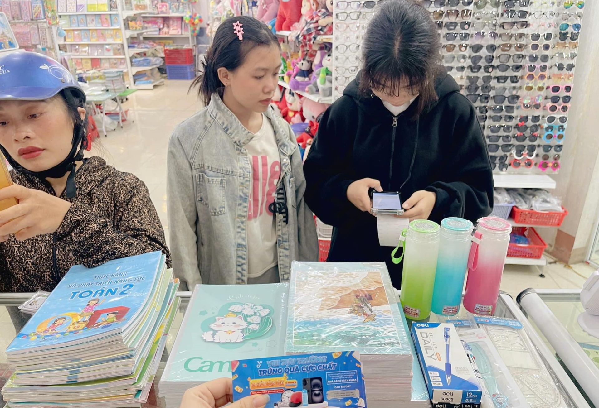 Đông đảo phụ huynh