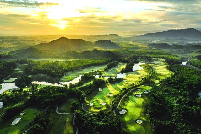 Hơn 90 ha đất du lịch tại Vị trí số 5, xã Bà Nà, được Đà Nẵng điều chỉnh sang đất Khu Thương mại Tự do. Ảnh: Bana Hills.