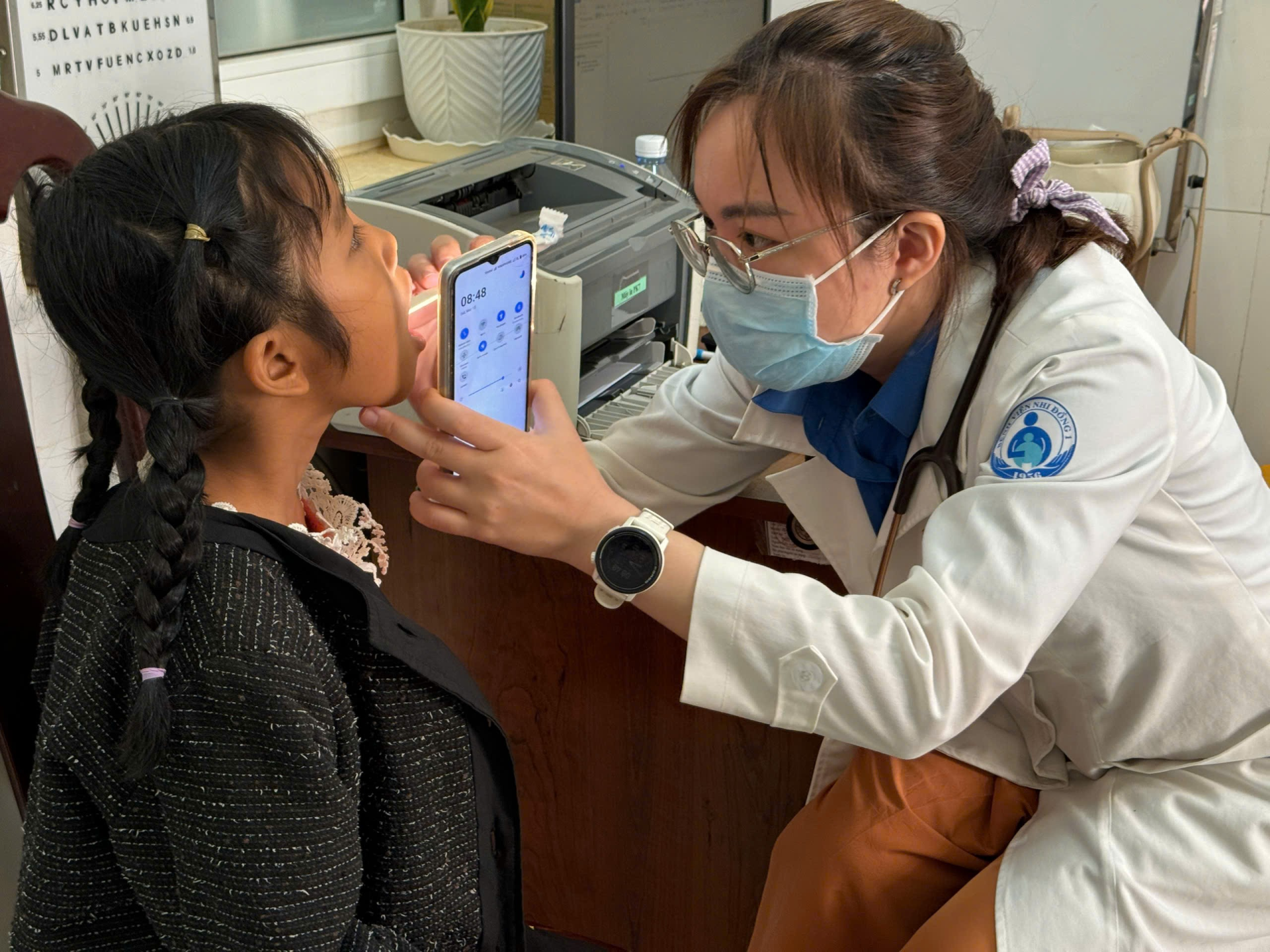 TP. HCM: Bác sĩ chuyên khoa đầu ngành sẽ luân phiên ra Đặc khu Côn Đảo chăm sóc sức khỏe người dân