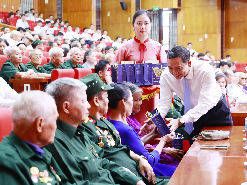 Bắc Ninh: Gặp mặt nhân kỷ niệm 80 năm Cách mạng Tháng Tám và Quốc khánh 2/9