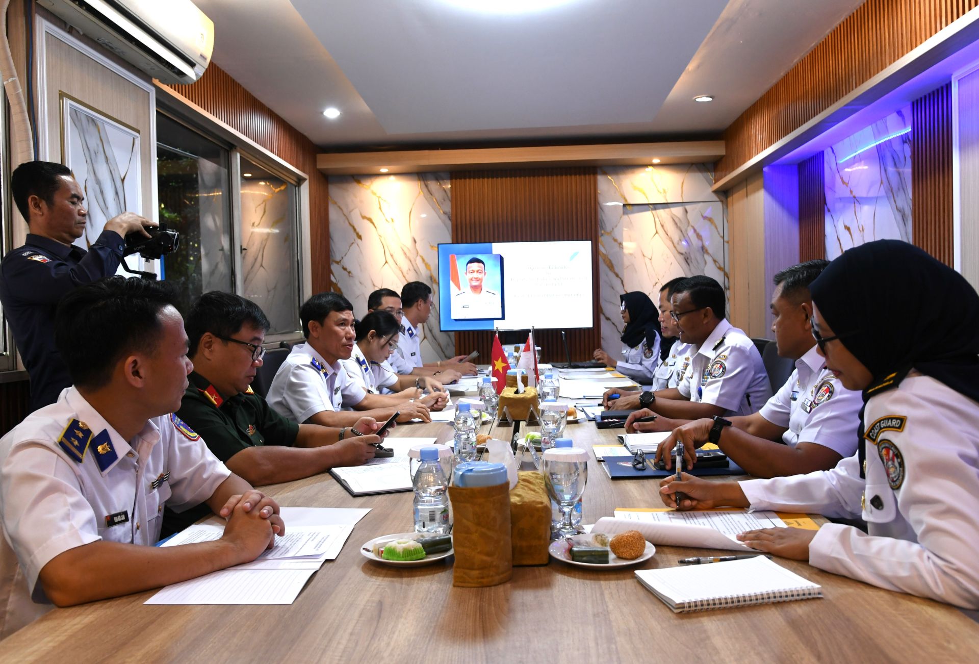 Quang cảnh Hội nghị song phương