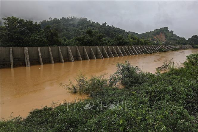 Nguy cơ lũ lớn trên sông: Bắc Bộ, Trung Bộ cảnh báo rủi ro cấp 2–3