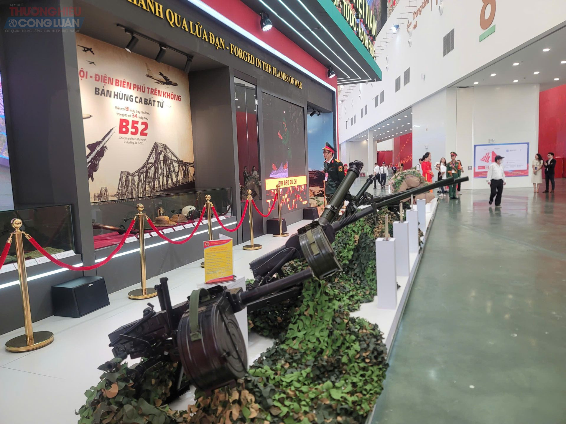 Khí tài quân sự trưng bày tại Triển lãm 80 năm thành tựu đất nước