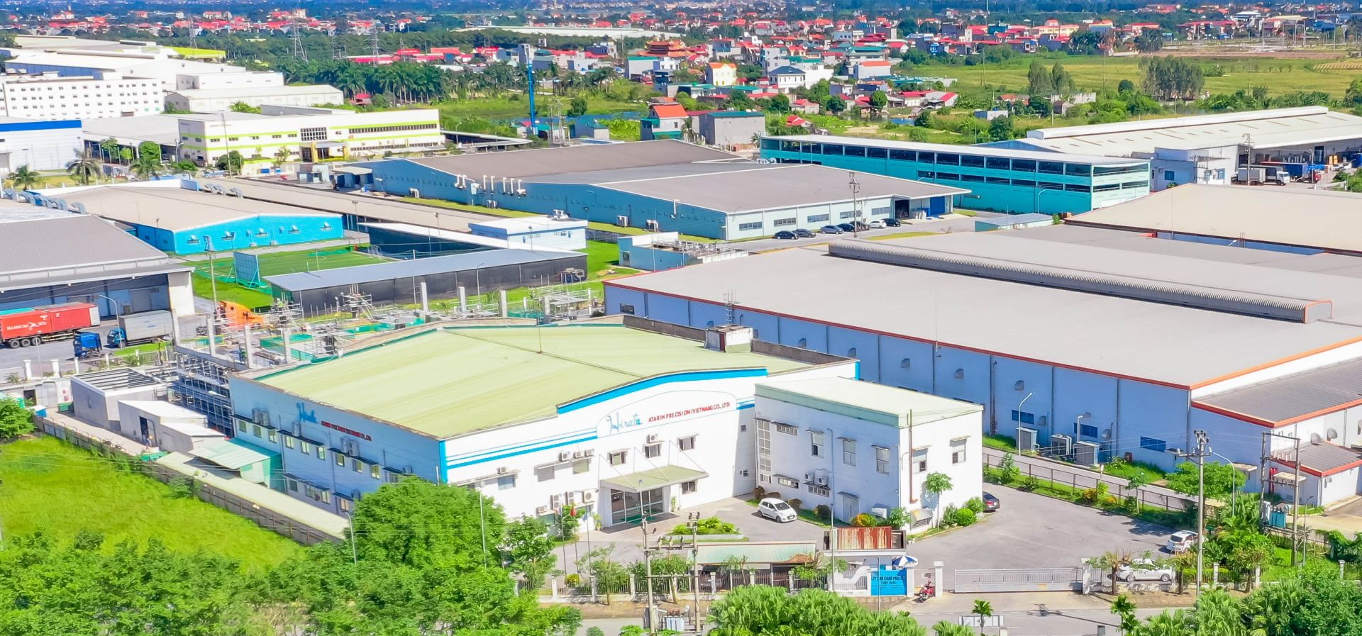 Doanh nghiệp đóng vai trò quan trọng đồng hành cùng dân tộc trong kỷ nguyên vươn mình. Ảnh: Hương Trần