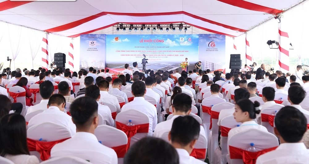 Toàn cảnh buổi lễ Toàn cảnh buổi lễ