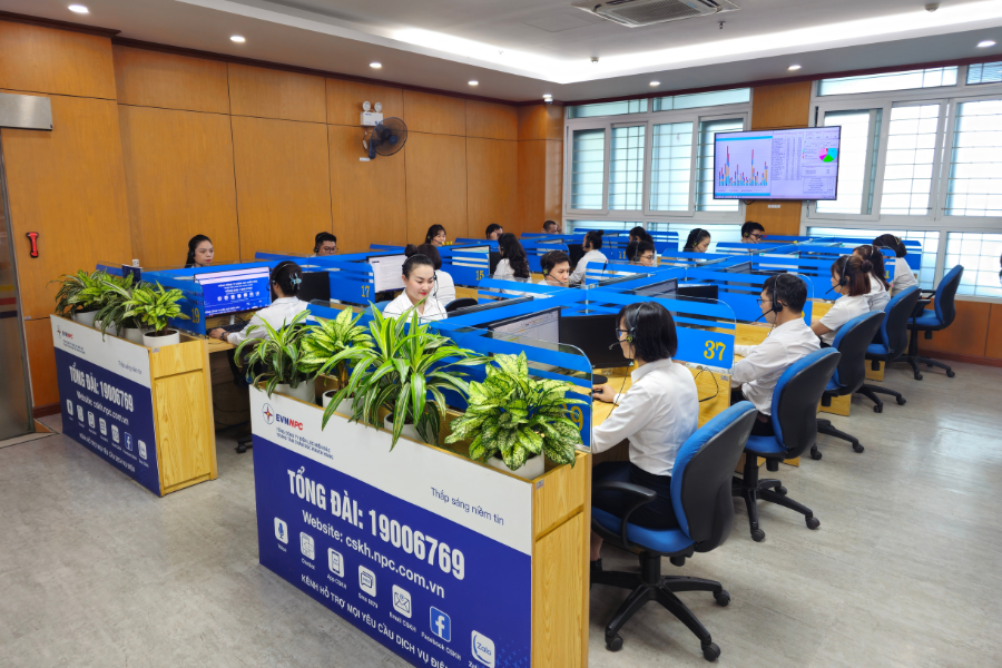 TTCSKH sẵn sàng tiếp nhận, hỗ trợ và giải đáp mọi thông tin về sự cố điện, an toàn điện cho khách hàng