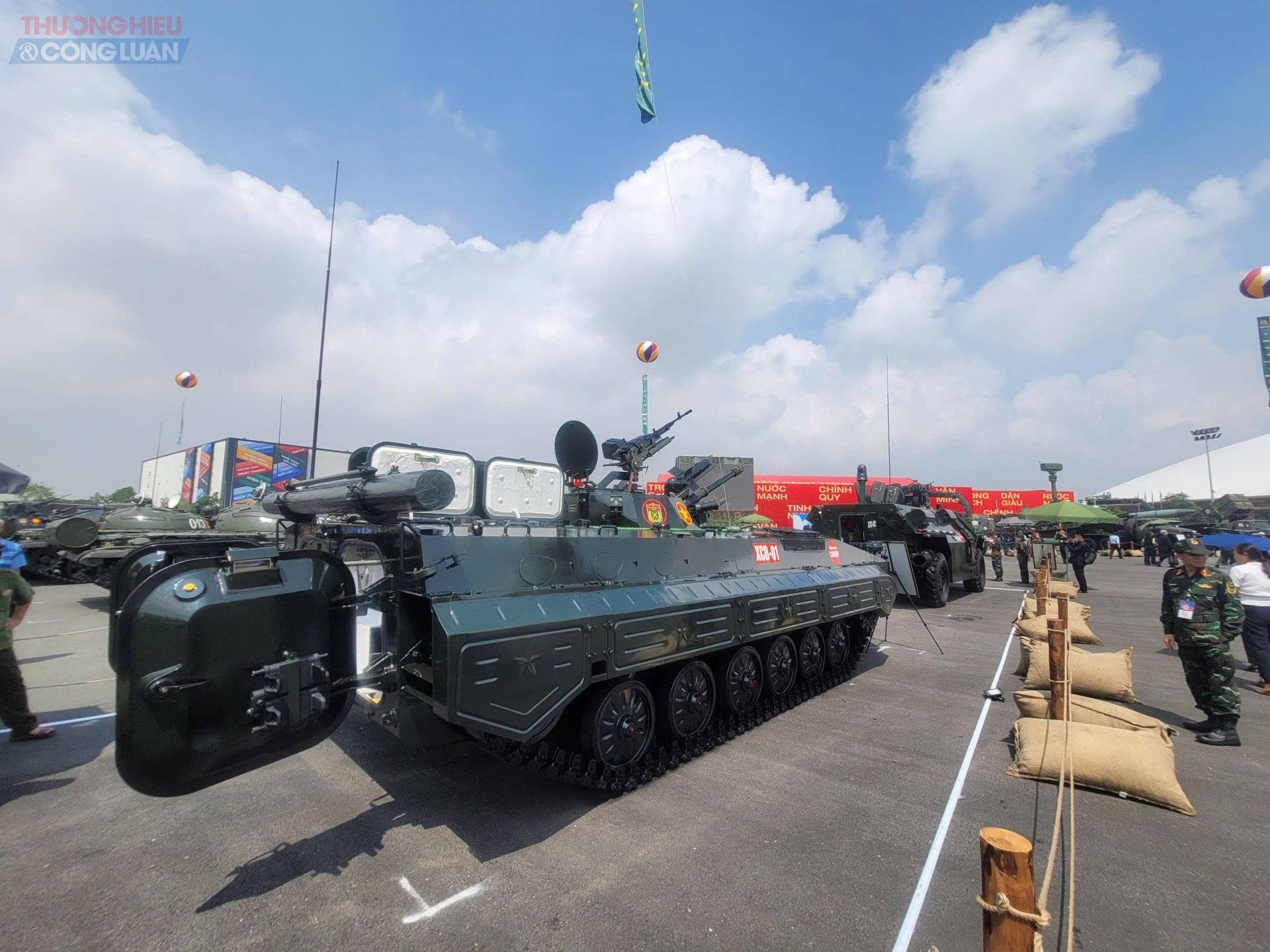 Khẳng định sức mạnh quốc phòng Việt Nam tại Triển lãm 80 năm thành tựu đất nước