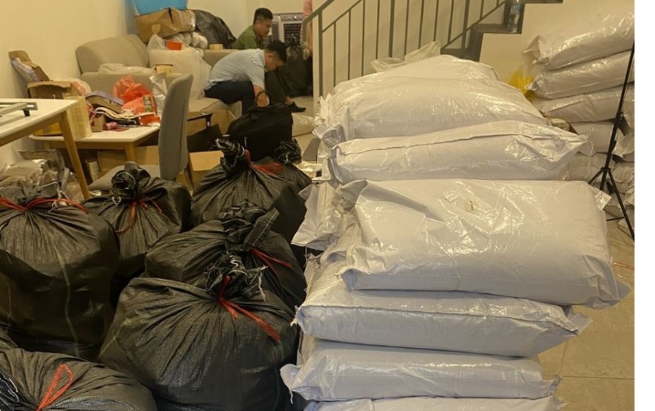 Hưng Yên: Khởi tố đối tượng sản xuất, buôn bán thức ăn chăn nuôi giả