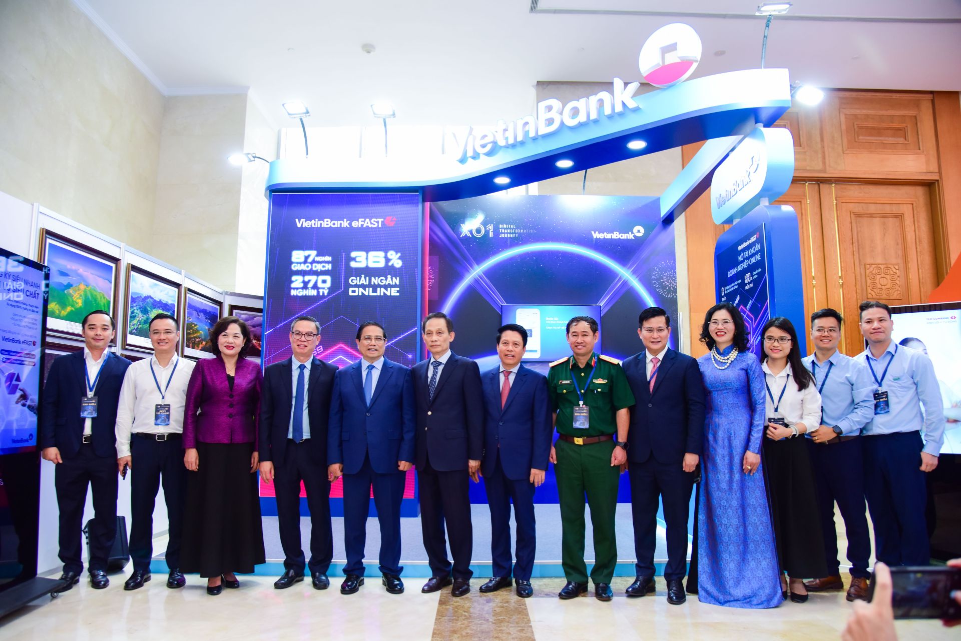 VietinBank tham gia sự kiện Chuyển đổi số Ngành Ngân hàng năm 2025 chủ đề “Hệ sinh thái số thông minh trong kỷ nguyên mới” VietinBank tham gia sự kiện Chuyển đổi số Ngành Ngân hàng năm 2025 chủ đề “Hệ sinh thái số thông minh trong kỷ nguyên mới”
