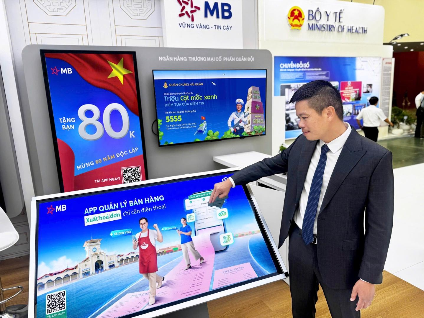 MB giới thiệu các giải pháp tài chính số trong khuôn khổ Triển lãm MB giới thiệu các giải pháp tài chính số trong khuôn khổ Triển lãm