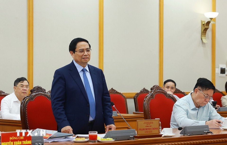 Thủ tướng Phạm Minh Chính chủ trì buổi làm việc với Ban Thường vụ Thành uỷ Hải Phòng. Ảnh: Dương Giang/TTXVN