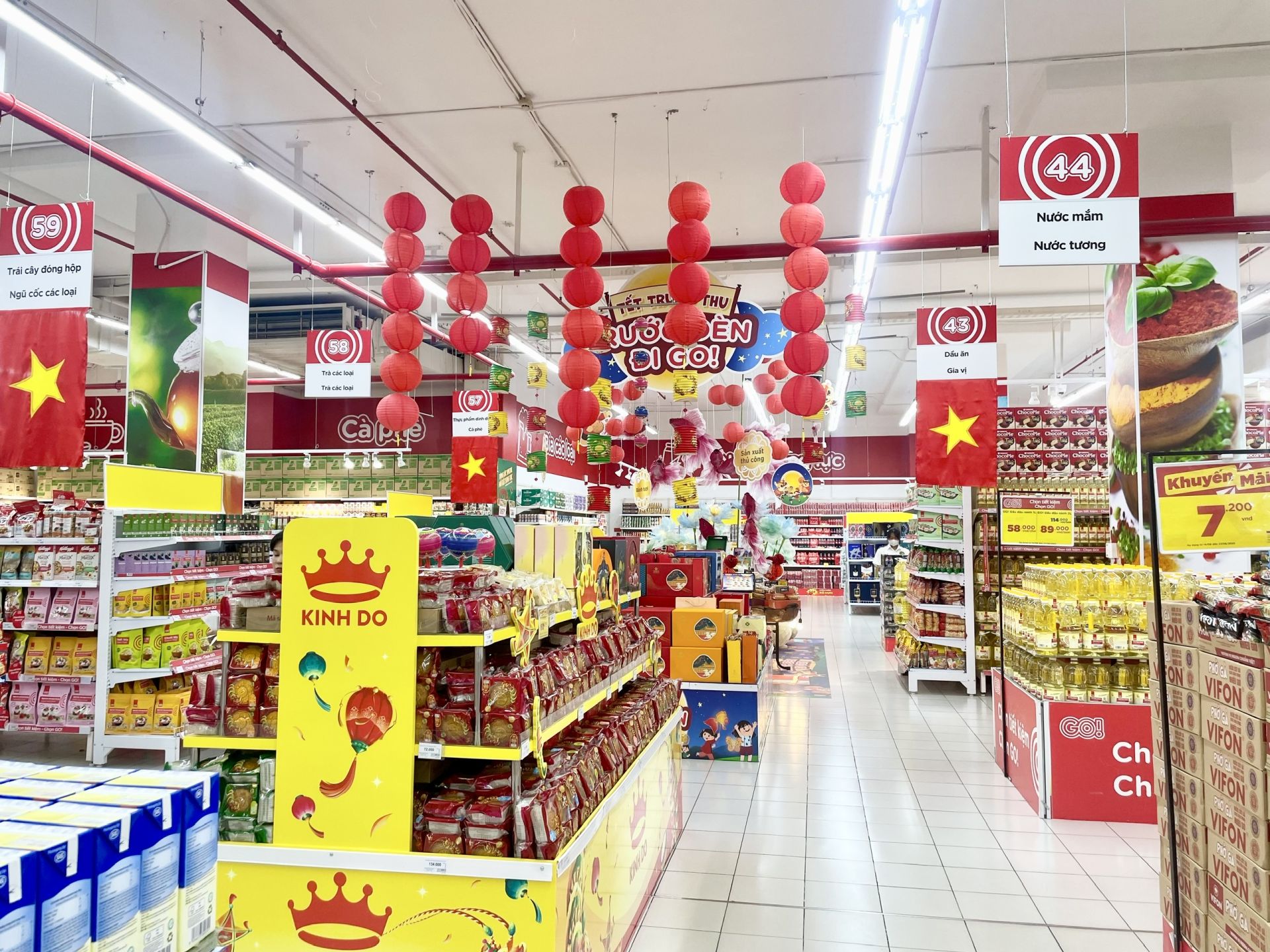 TP. HCM: Bánh trung thu bán sớm với nhiều mẫu mã đa dạng