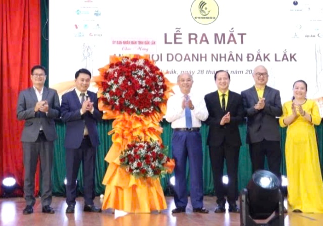 Ông Nguyễn Quang Vinh giữ chức Chủ tịch Hiệp hội Doanh nhân Đắk Lắk