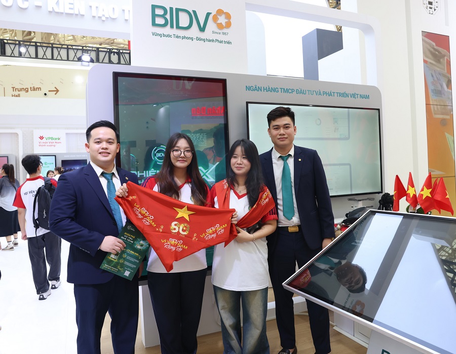 Những món quà ý nghĩa BIDV gửi tặng khách hàng