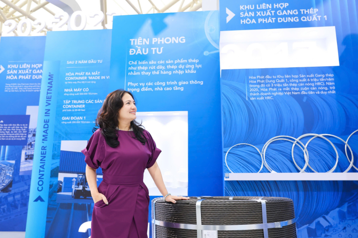 Bà Vũ Thị Ánh Tuyết, Phó Giám đốc Công ty Chế tạo Kim loại Hòa Phát tự hào là đơn vị duy nhất sản xuất cáp thép dự ứng lực tại Việt Nam