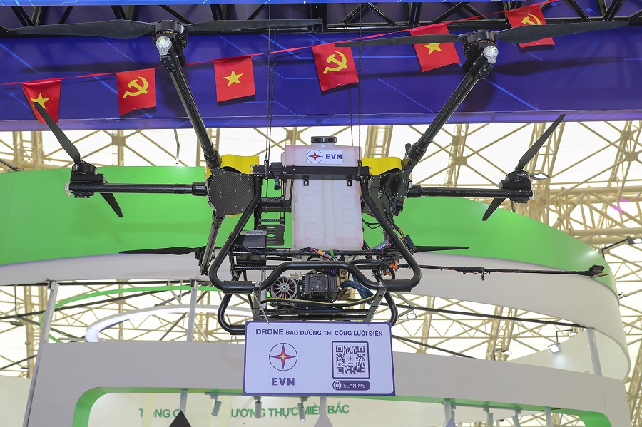 Thiết bị DRONE của Tổng công ty Truyền tải điện Quốc gia. Nguồn ảnh: EVNEIC