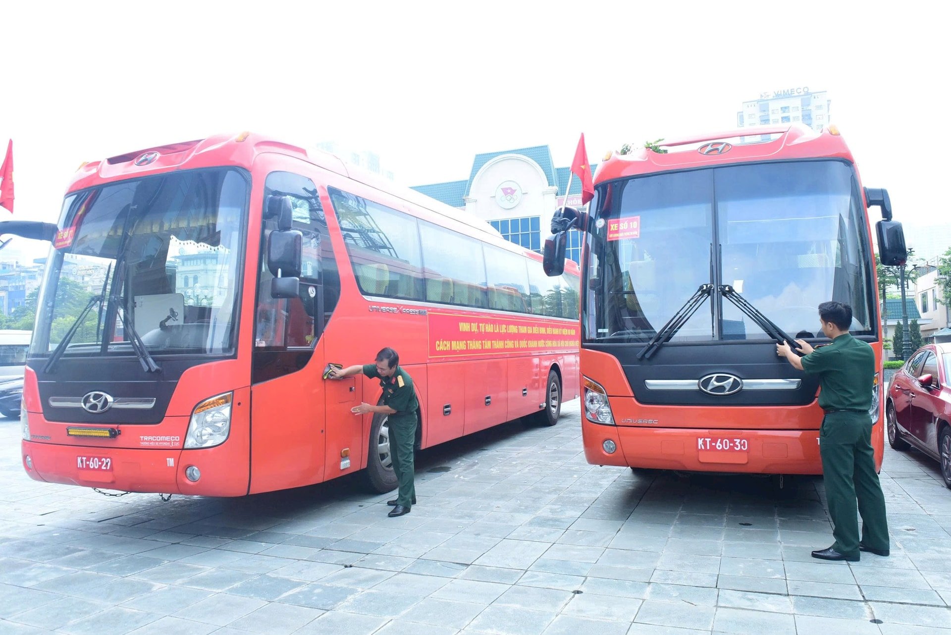 Trong các lực lượng thực hiện nhiệm vụ A80, có sự đóng góp của lực lượng hậu cần Bộ Tư lệnh Thủ đô. Ảnh: Hữu Thu