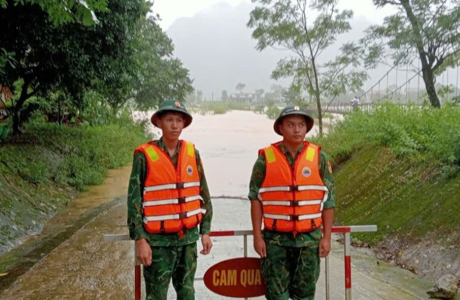Các vị trí bị ngập đã được bố trí lực lượng, lập chốt chặn.