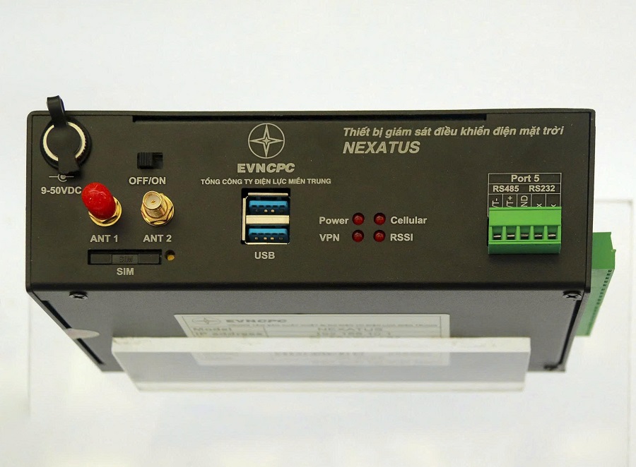 Thiết bị giám sát điều khiển điện mặt trời của Tổng công ty Điện lực miền Trung. Nguồn ảnh: EVNEIC