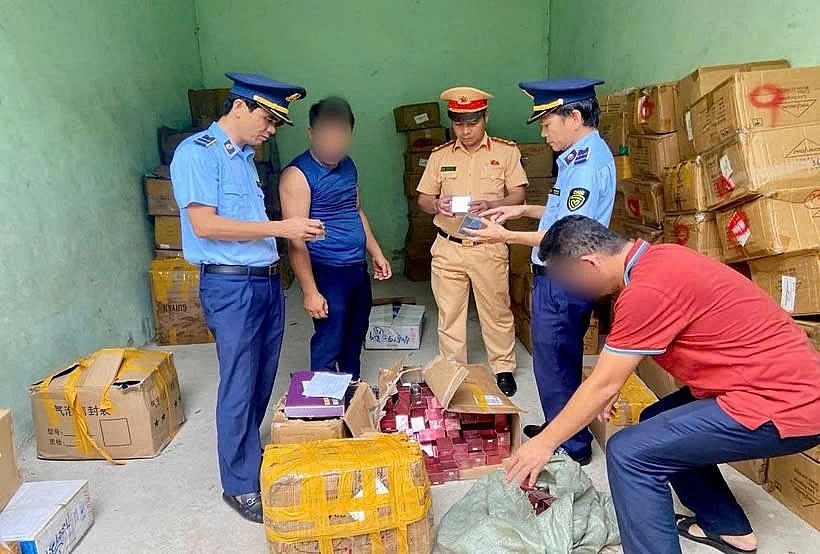 Quảng Ninh: Phát hiện và ngăn chặn xe tải chở hơn 6.600 sản phẩm mỹ phẩm không rõ nguồn gốc