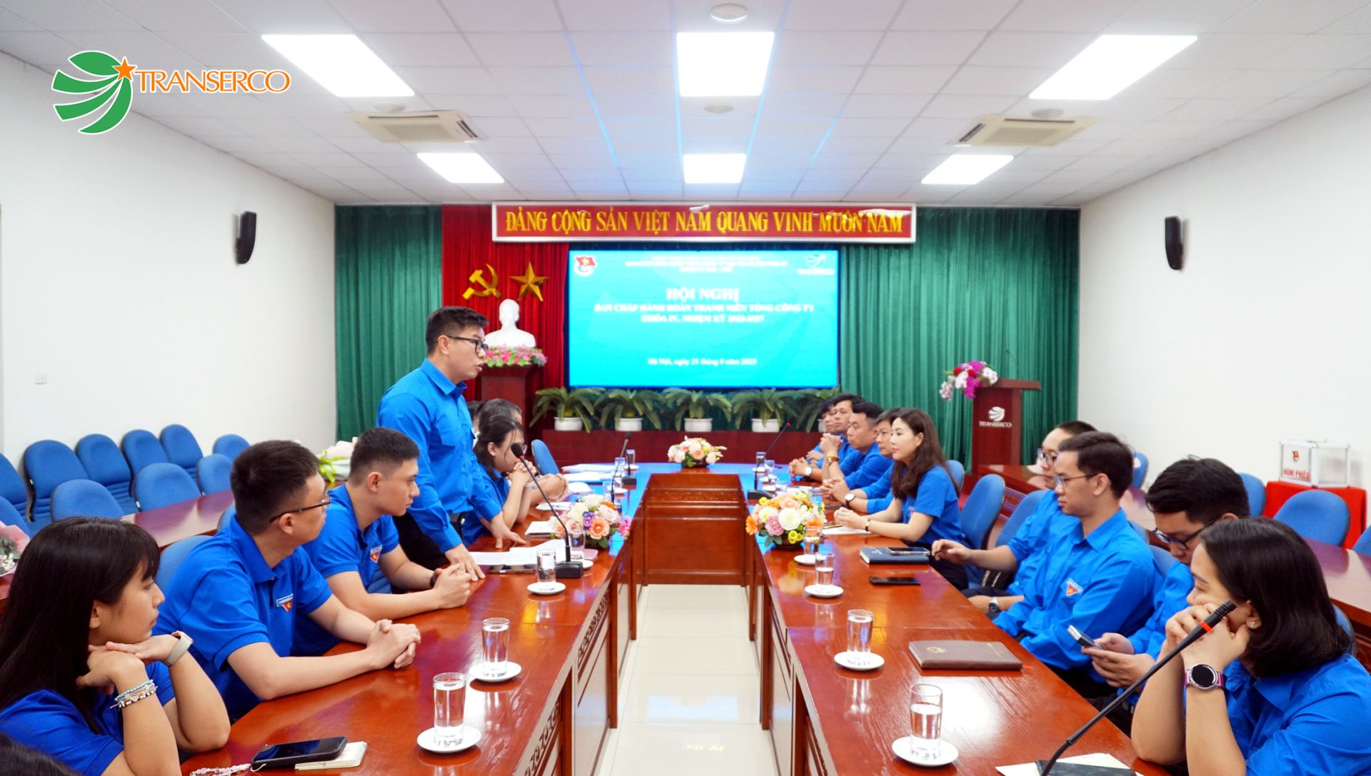 (Đồng chí Nguyễn Minh Tú - Tân Bí thư Đoàn thanh niên Transerco phát biểu nhận nhiệm vụ) (Đồng chí Nguyễn Minh Tú - Tân Bí thư Đoàn thanh niên Transerco phát biểu nhận nhiệm vụ)