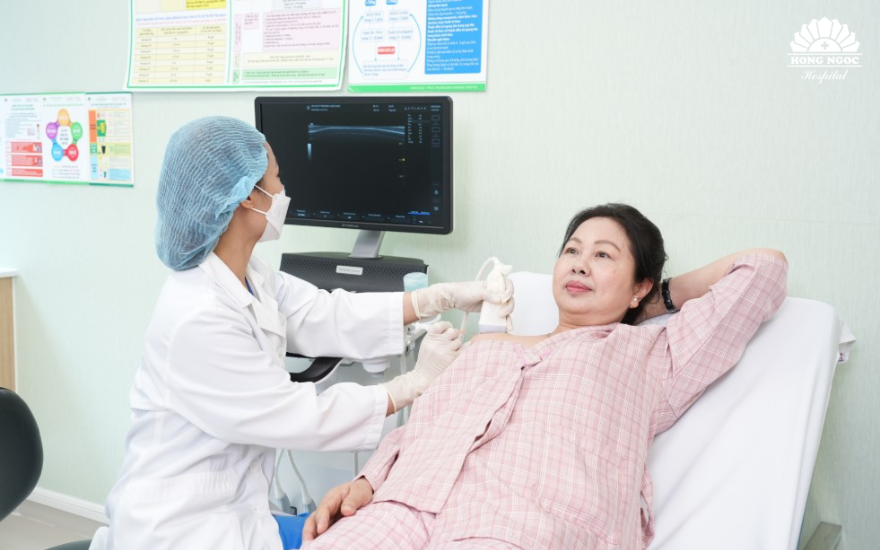 Tiêm PRP - Xu hướng mới điều trị đau do viêm gân khuỷu tay ở dân thể thao