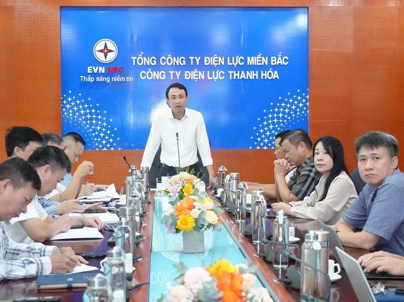 Ghi nhận nỗ lực khắc phục hậu quả bão số 5 của Công ty Điện lực Thanh Hóa