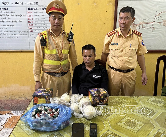 Lực lượng Cảnh sát giao thông Hưng Yên liên tiếp triệt phá vụ tàng trữ ma túy và pháo nổ