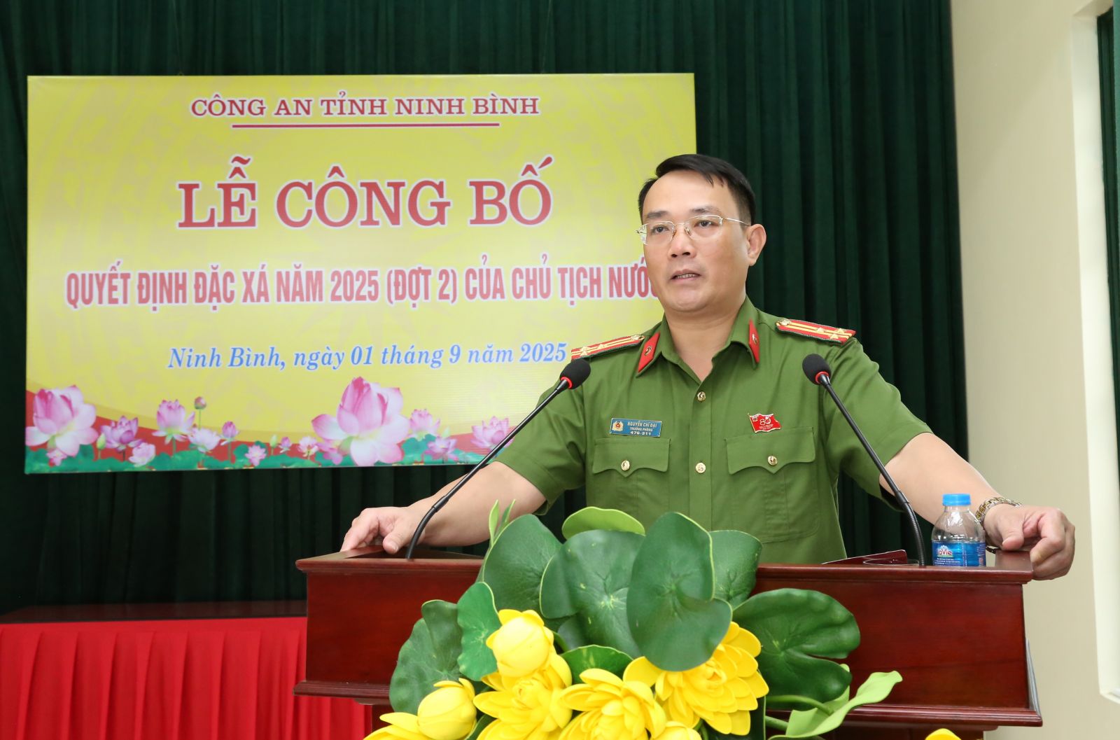 Đồng chí Thượng tá Nguyễn Chí Đại, Phó Thủ trưởng Thường trực Cơ quan thi hành án hình sự Công an tỉnh, Trưởng phòng Cảnh sát thi hành án hình sự và hỗ trợ tư pháp Công an tỉnh phát biểu tại buổi Lễ công bố