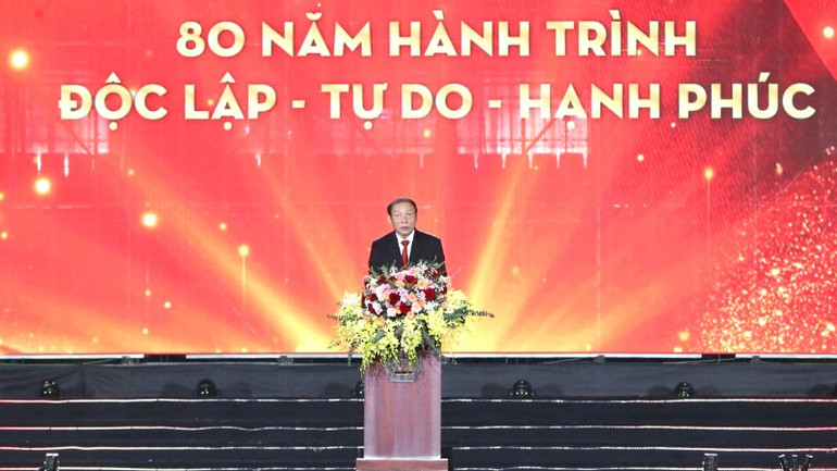 Bộ trưởng Văn hóa, Thể thao và Du lịch Nguyễn Văn Hùng phát biểu. (Ảnh: TRẦN HUẤN)