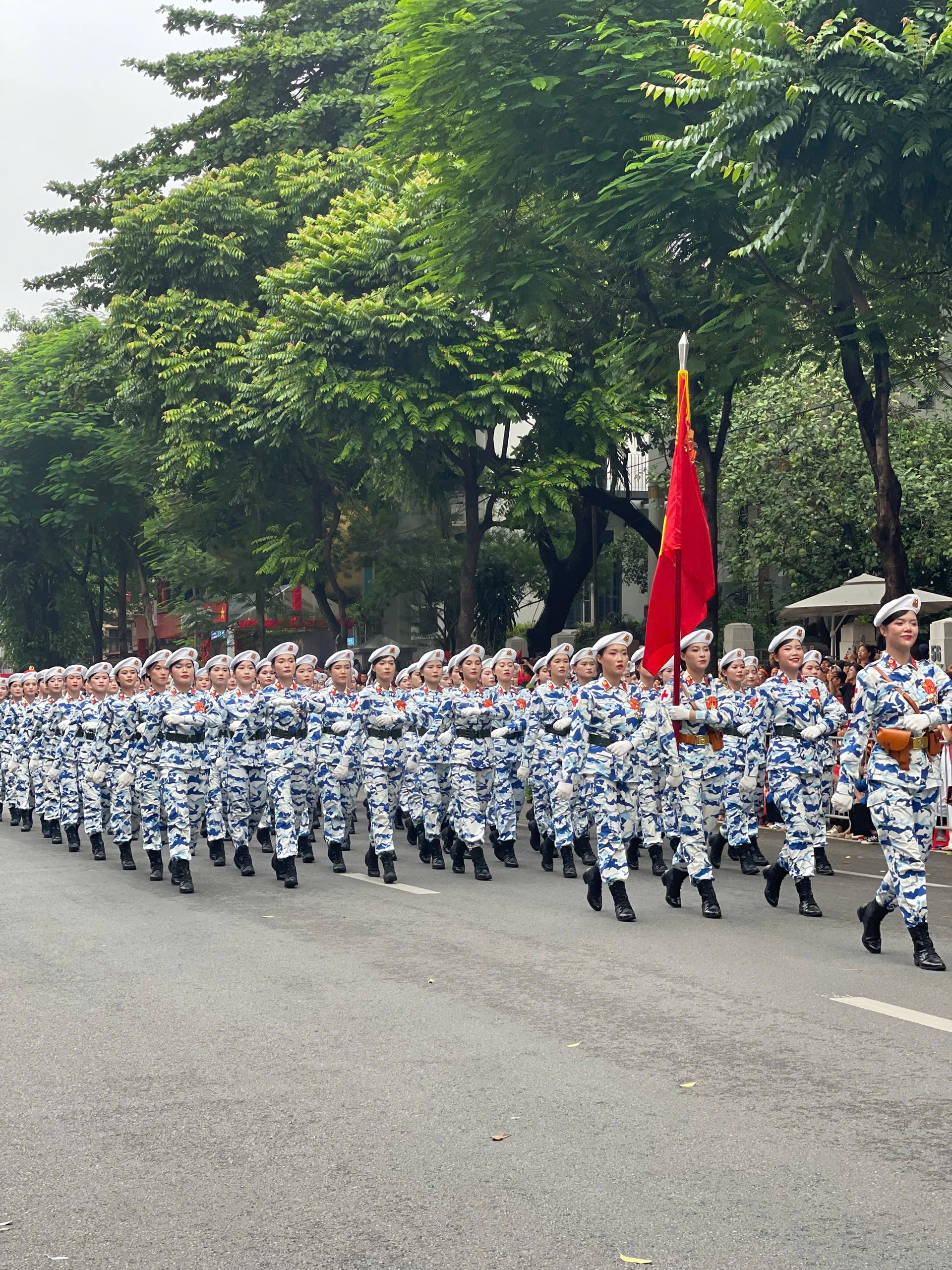 Khối nữ sĩ quan Quân y