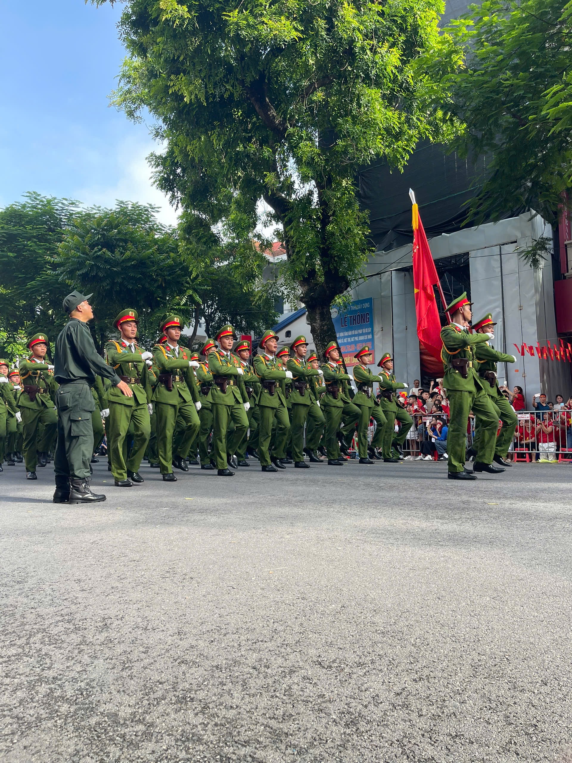 Lực lượng Công an nhân dân Việt Nam.