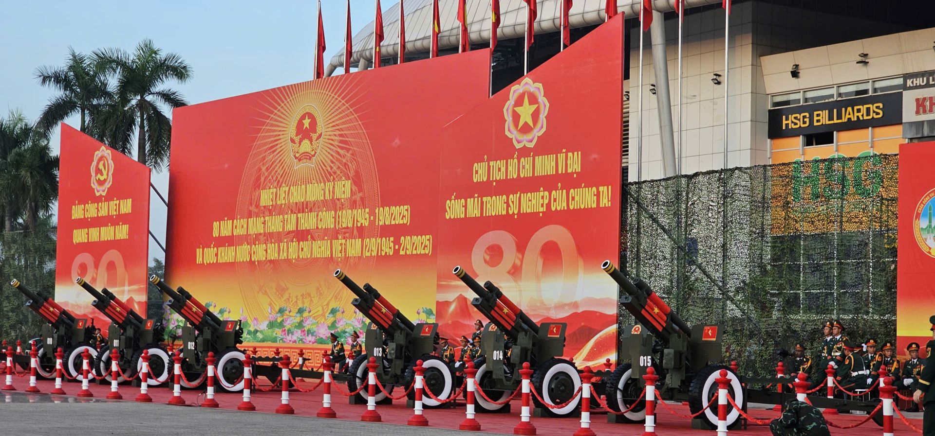 Hà Nội rộn ràng trước giờ diễu binh, diễu hành - 80 năm Cách mạng Tháng Tám, Quốc khánh 2/9