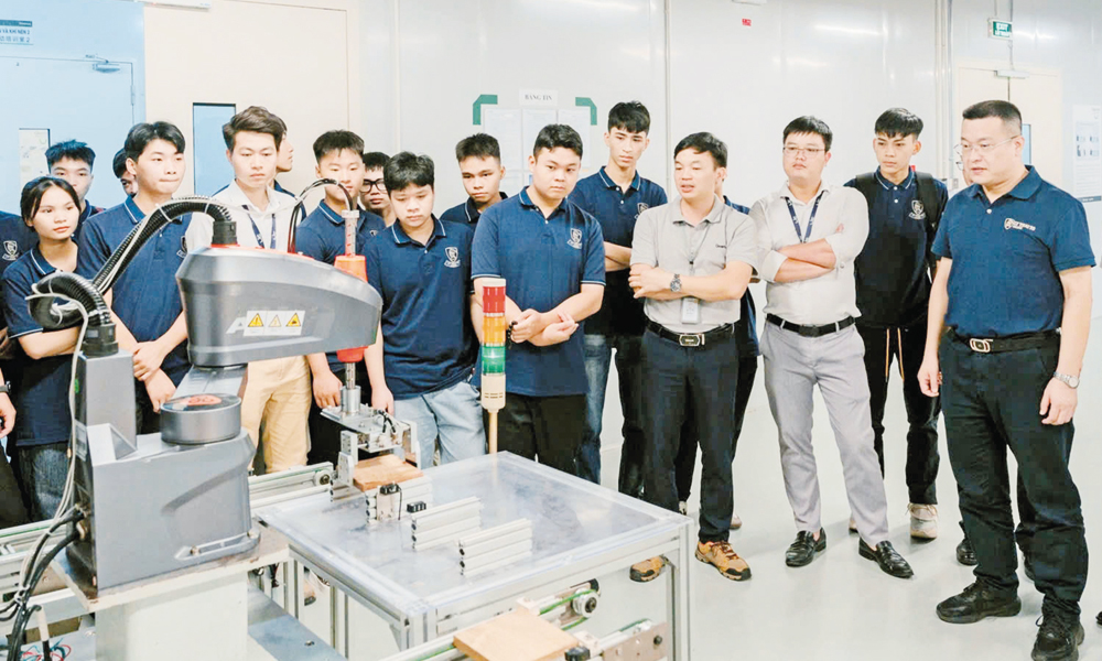 Bắc Ninh: Đáp ứng tại chỗ nguồn nhân lực chất lượng cao