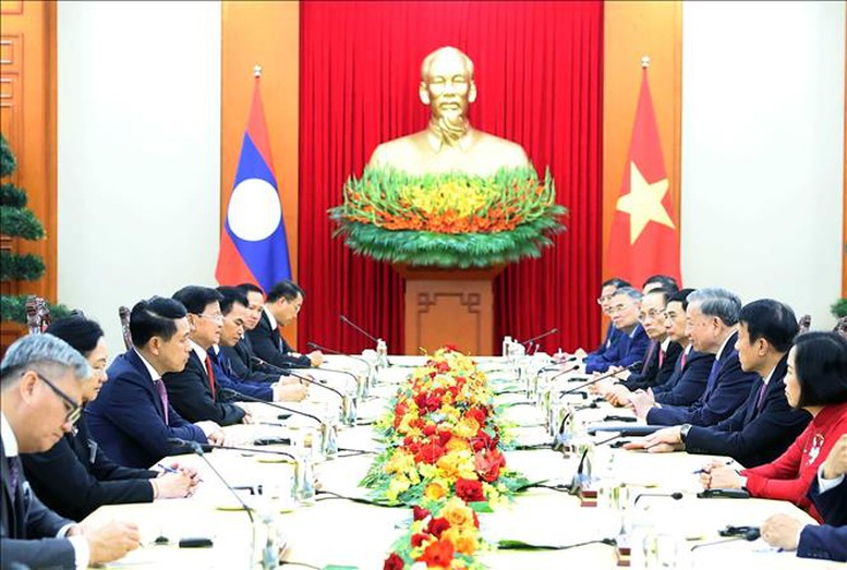 Tổng Bí thư Tô Lâm hội kiến Tổng Bí thư, Chủ tịch nước Lào