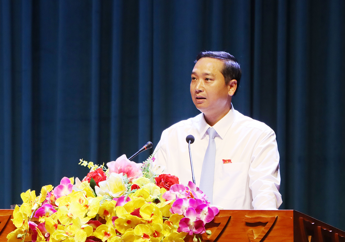 Chủ tịch HĐND tỉnh Nguyễn Việt Oanh phát biểu khai mạc Kỳ họp