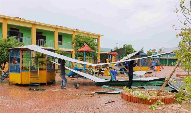 Thủ tướng yêu cầu tập trung khắc phục cơ sở giáo dục bảo đảm điều kiện khai giảng năm học mới cho học sinh