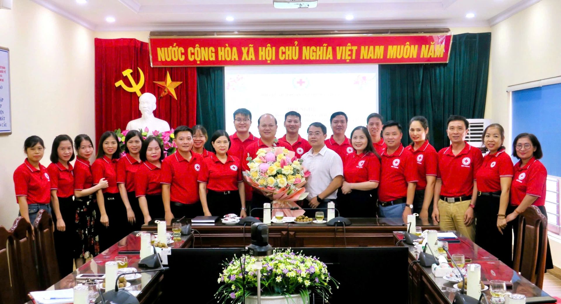 Công bố Quyết định về hợp nhất Hội Chữ thập đỏ TP. Hải Phòng và tỉnh Hải Dương (cũ)