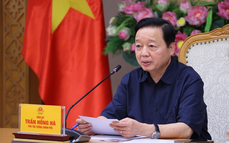 Phó Thủ tướng đề nghị Bộ Nông nghiệp và Môi trường trình bày rõ các khó khăn, vướng mắc thực tiễn dẫn đến việc cần sửa Luật Địa chất và khoáng sản - Ảnh: VGP/AT