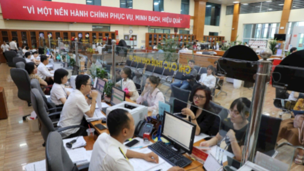 Ảnh báo Nhân dân.