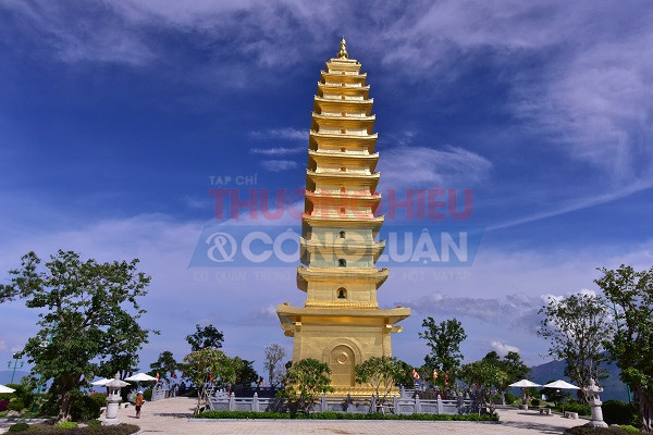 Bảo tháp Quang Minh