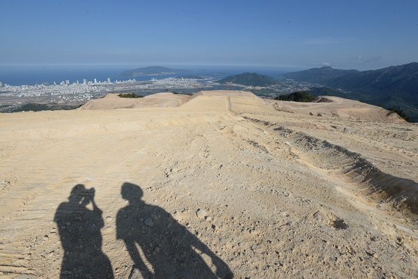 Mặt bằng Dự án Sinh thái tâm linh Cửu Long Sơn Tự do Công ty TNHH SX và XD Khánh Hòa làm hoàn thành trên đỉnh Núi Chín Khúc (ảnh chụp ngày 05/3/2019)