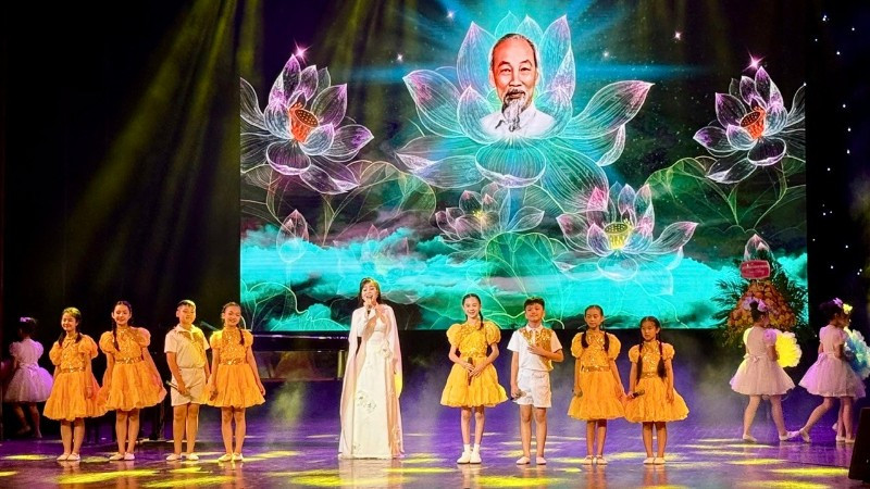 Ngân vang “Giai điệu Tổ quốc” mừng Ngày Âm nhạc Việt Nam