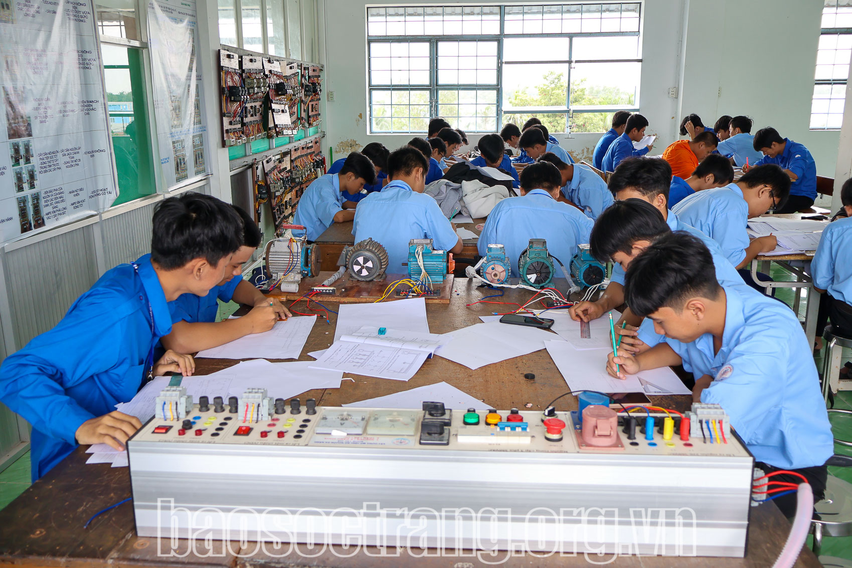 Phân luồng học sinh sau THCS góp phần đáng kể cung ứng nguồn nhân lực với cơ cấu phù hợp nhu cầu của nền kinh tế. Ảnh: NGỌC HẢI