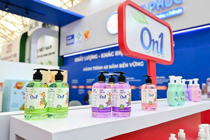 Sản phẩm On1 – giải pháp chăm sóc gia đình hiện đại, chất lượng quốc tế, được giới thiệu ấn tượng tại gian hàng LIXCO Sản phẩm On1 – giải pháp chăm sóc gia đình hiện đại, chất lượng quốc tế, được giới thiệu ấn tượng tại gian hàng LIXCO