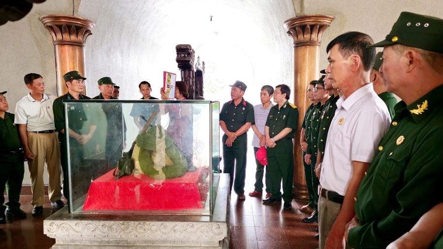 Khách thăm di tích Thành Cổ Quảng Trị tăng đột biến từ hiệu ứng phim "Mưa đỏ"