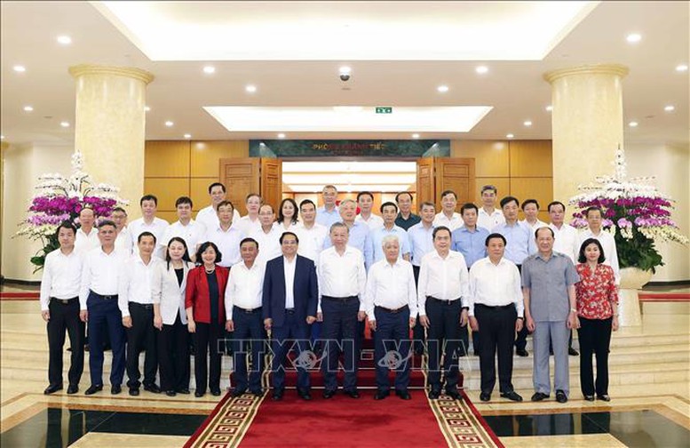 Các đồng chí lãnh đạo Đảng, Nhà nước dự buổi làm việc với Ban Thường vụ Đảng ủy MTTQ, các đoàn thể Trung ương