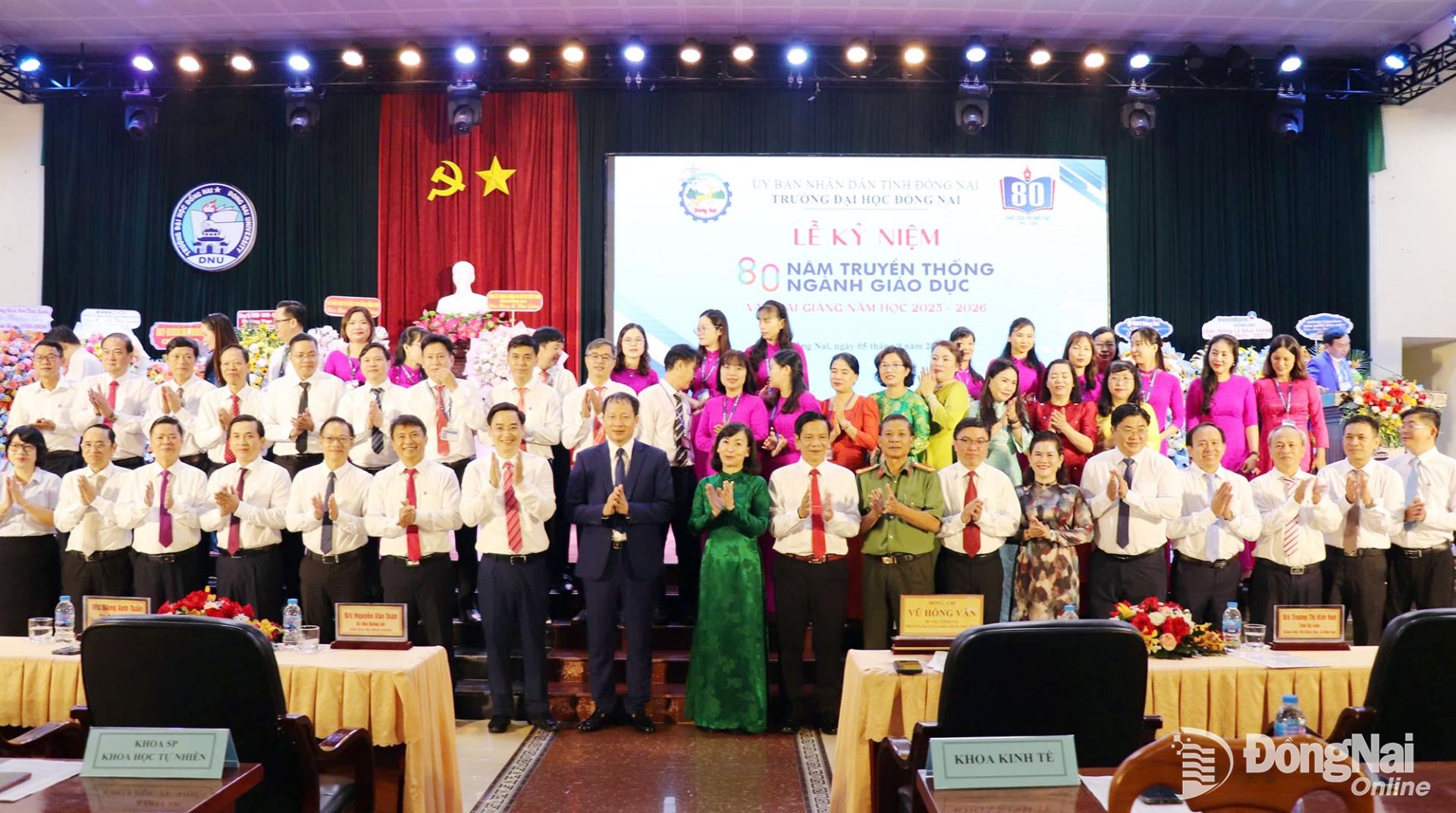 Bí thư Tỉnh ủy Đồng Nai dự và chúc mừng khai giảng tại Trường Đại học Đồng Nai