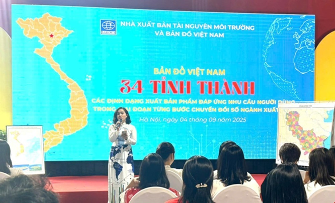Quang cảnh buổi ra mắt các xuất bản phẩm Bản đồ 34 tỉnh, thành Việt Nam. Ảnh: Ngọc Bích – TTXVN Quang cảnh buổi ra mắt các xuất bản phẩm Bản đồ 34 tỉnh, thành Việt Nam. Ảnh: Ngọc Bích – TTXVN