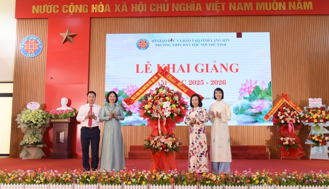 Chủ tịch HĐND tỉnh Lạng Sơn Đoàn Thị Hậu